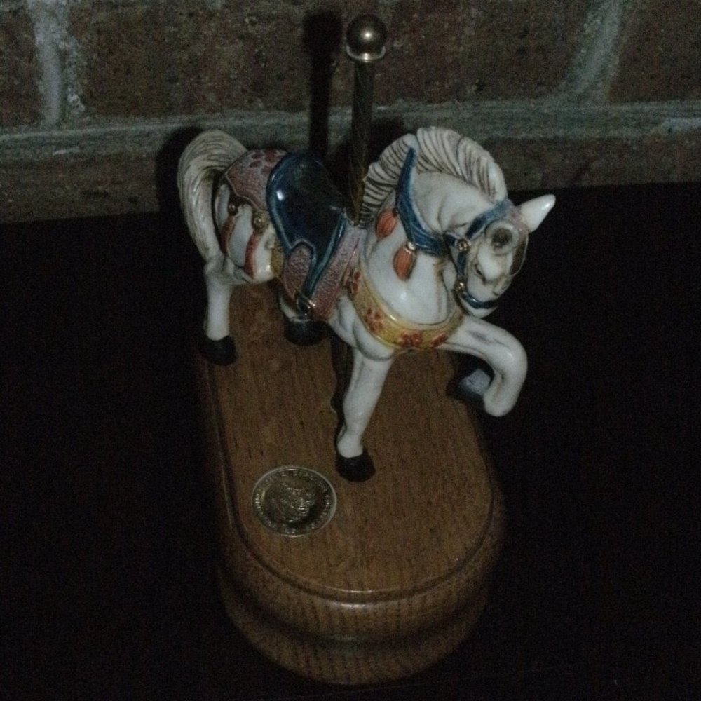 Direct Connection The Carousel Waltz Horse Figurine Music Box ~ Works